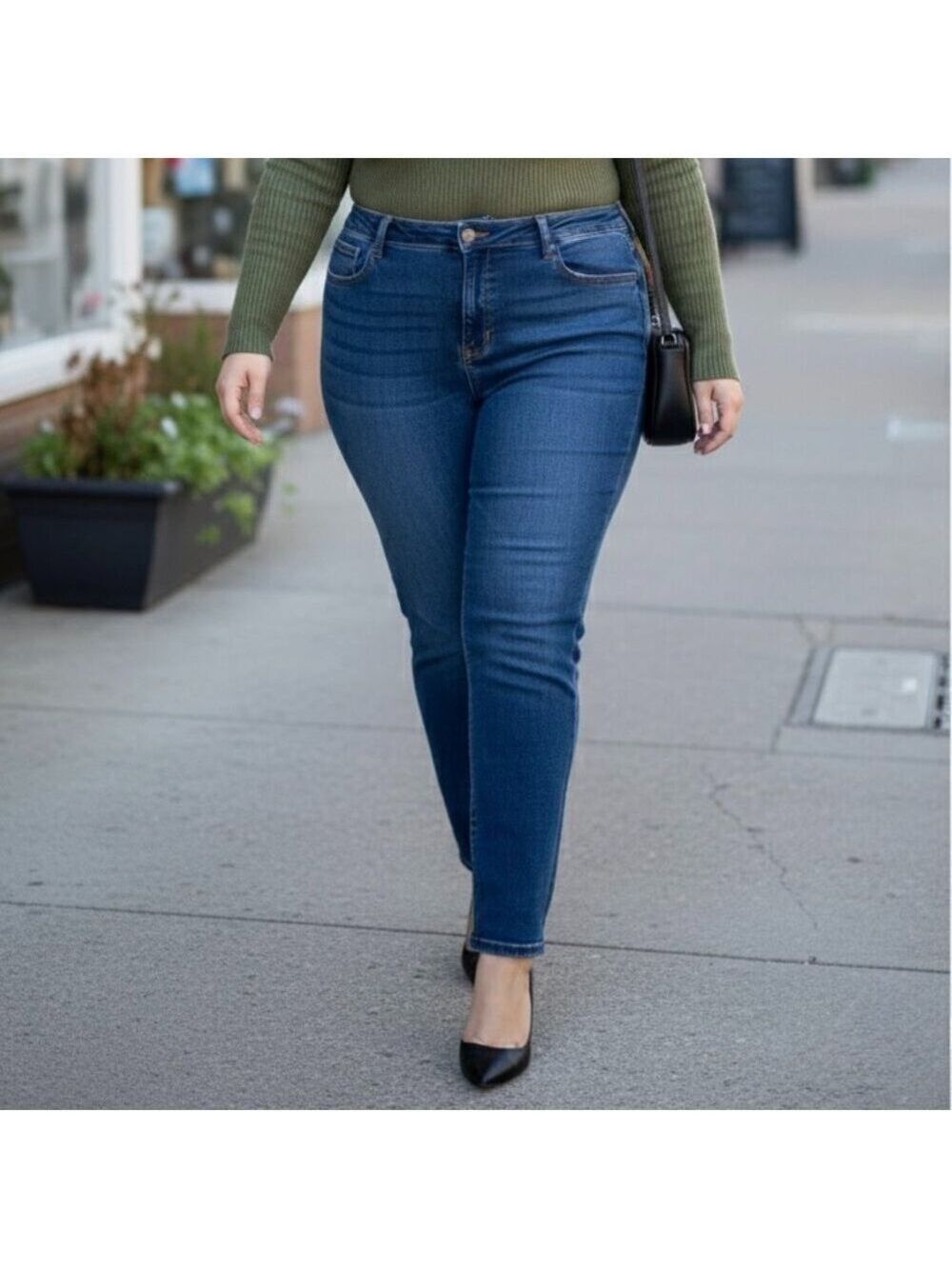 Crown & Ivy Women’s 18W Skinny Jeans – Dark Wash Stretch Denim, Mid-Rise